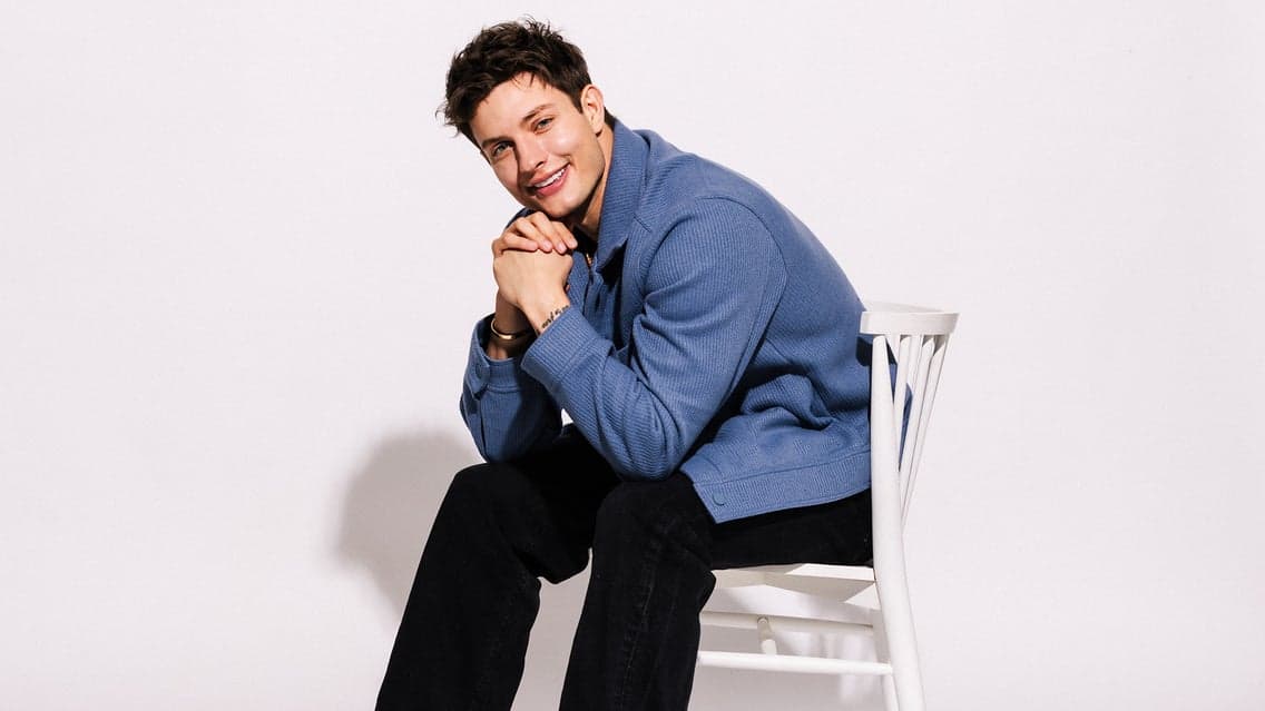 MATT RIFE - STAY GOLDEN WORLD TOUR