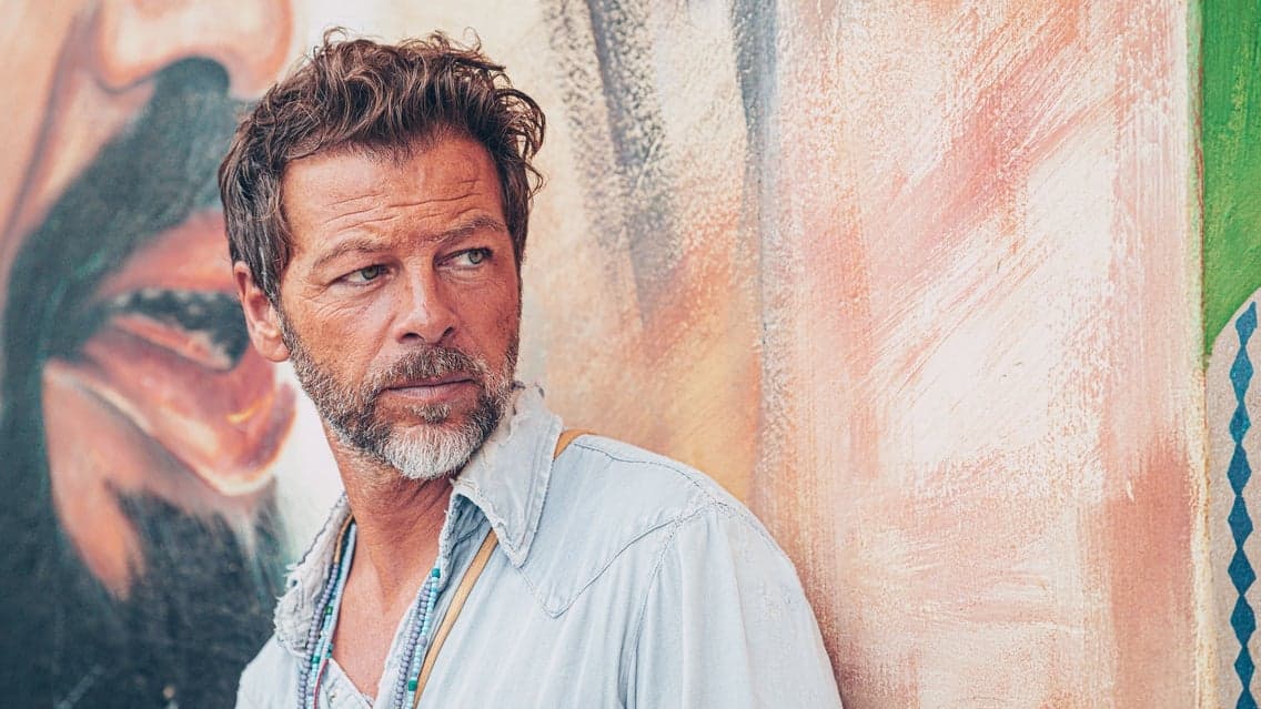 CHRISTOPHE MAE