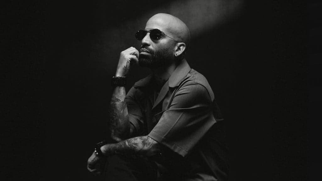 Arcángel - La 8va Maravilla World Tour 20 Aniversario