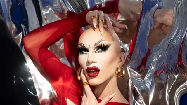 Sasha Velour - TRAVESTY | VIP Meet & Greet Package