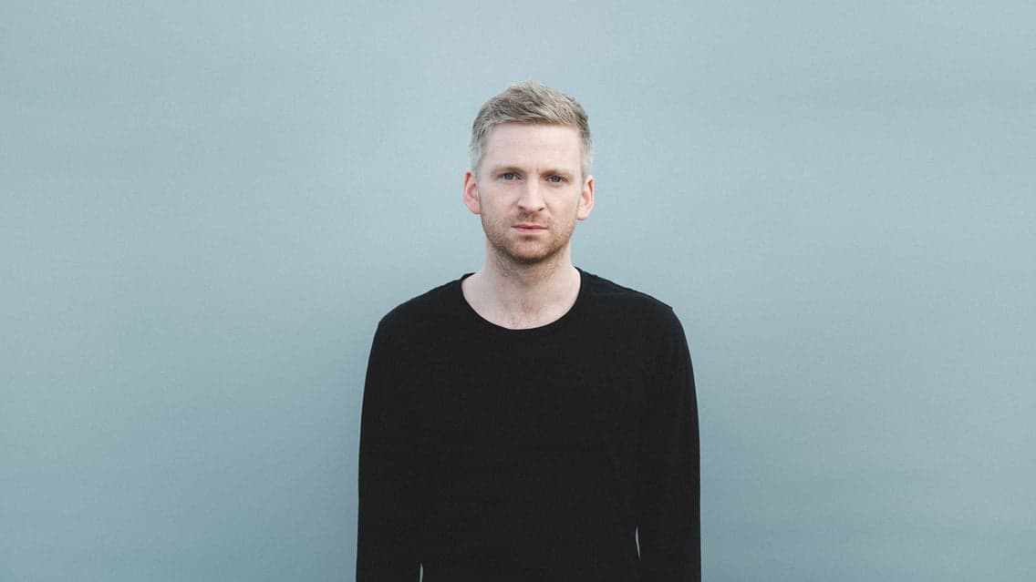 Ólafur Arnalds "Falling Apart Together"