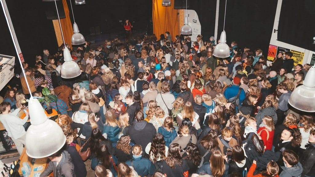 Musik i Øst