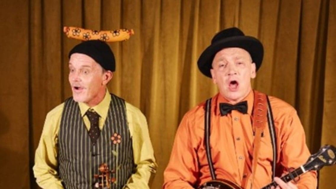 Familjeföreställning - Blommig falukorv